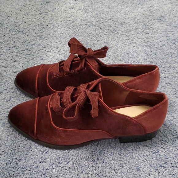 Nine west flat - Picture 3 of 4